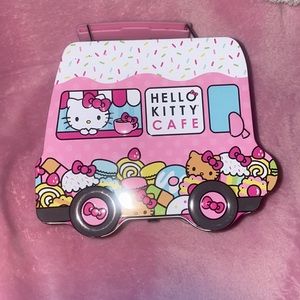 HELLO KITTY CAFE LUNCH BOX BUS TRINKET PLUSH SUPER CUTE AND BRAND NEWCOLLECTIBLE
